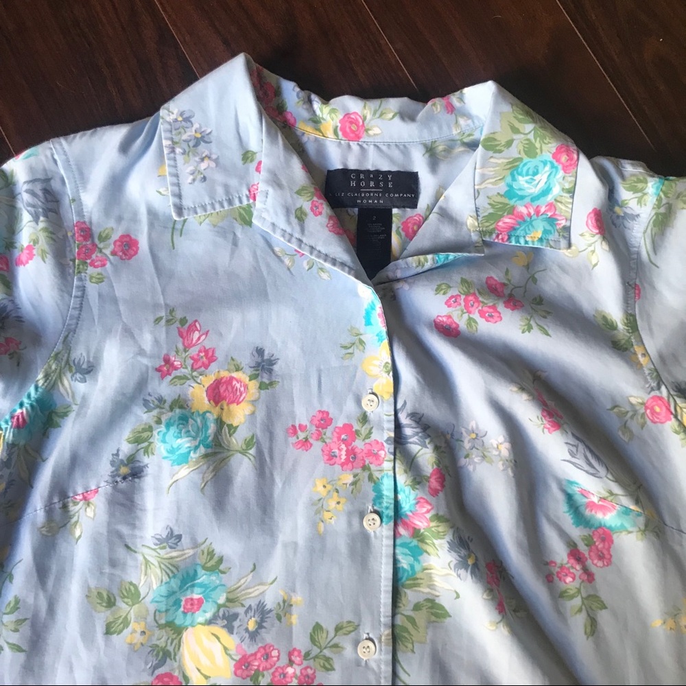 Crazy Horse Liz Claiborne Pair of Women’s Tops 2 - Picture 6 of 8